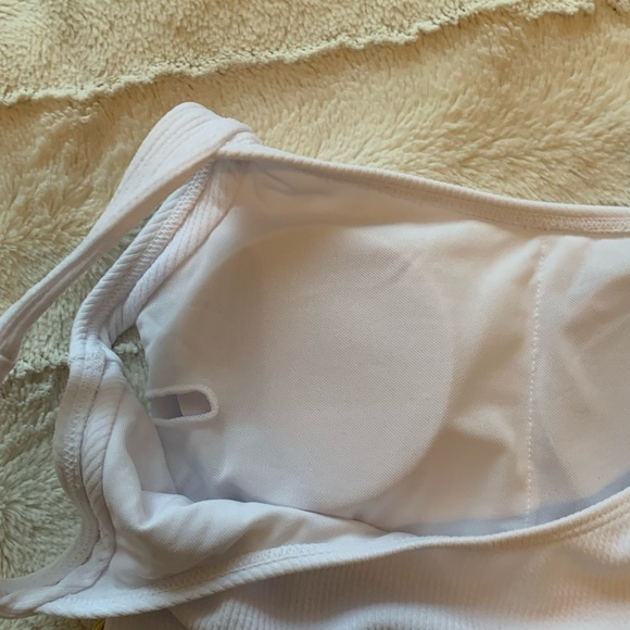 ✨3/$25✨White One Piece W/ Gold Rings*NWOT* - Picture 4 of 6